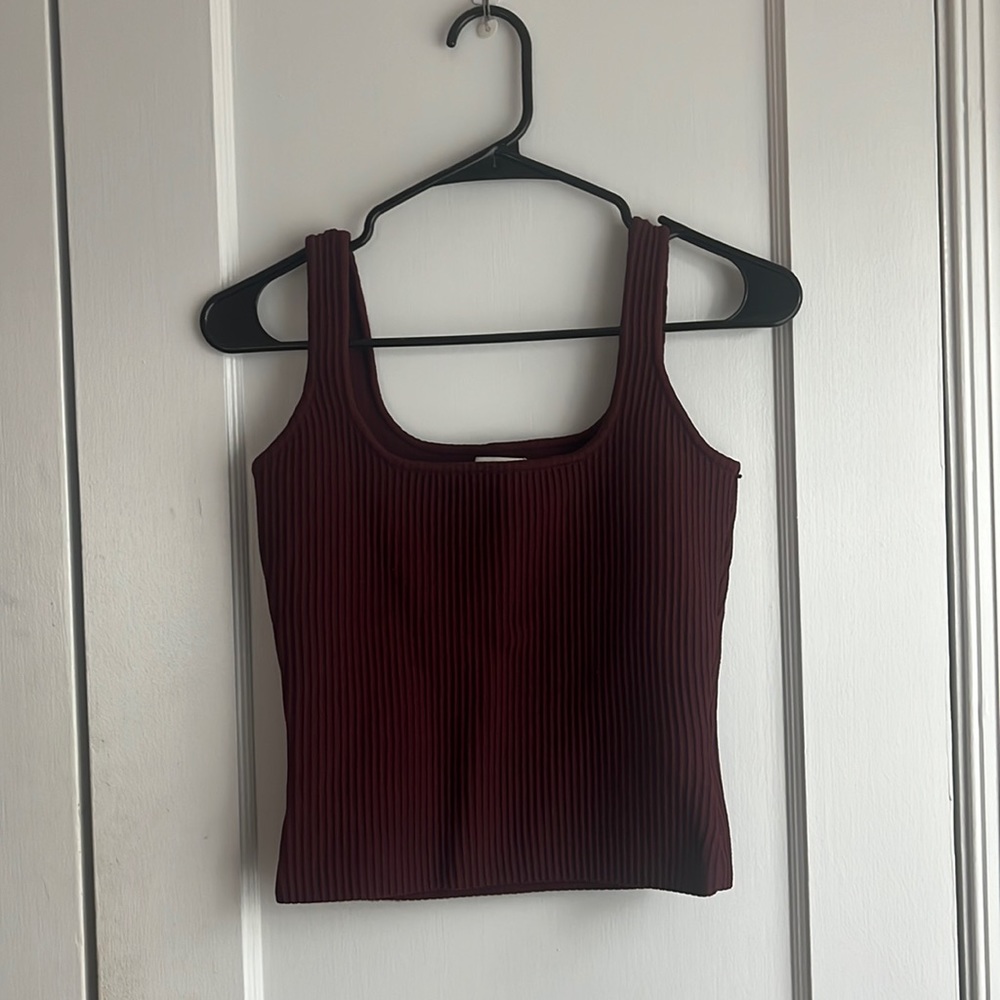 Burgundy Tank Top - Dress Forum